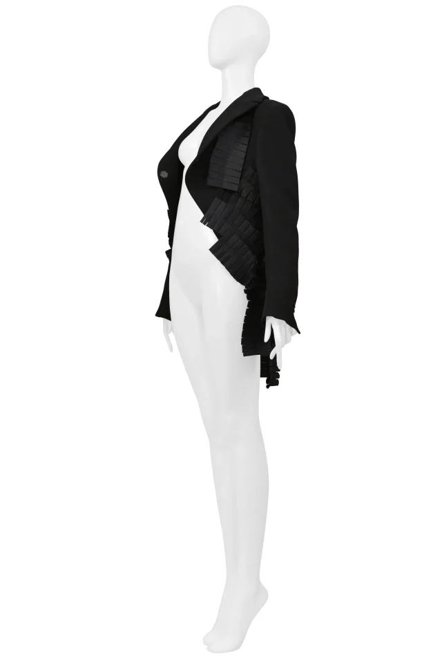 Bottega Veneta Black Fancy Tail Jacket With Pleating 2014 in Black from Resurrection Vintage, photo 11 of 12