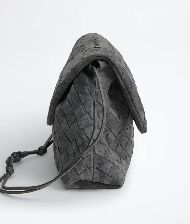 Bottega Veneta Giorno Shoulder Bag, photo 2 of 6 from SENSER