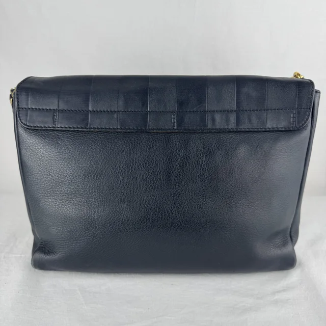 Fendi Pequin Large Claudia Shoulder Bag in Calfskin leather, Metal from Reowned, photo 4 of 17