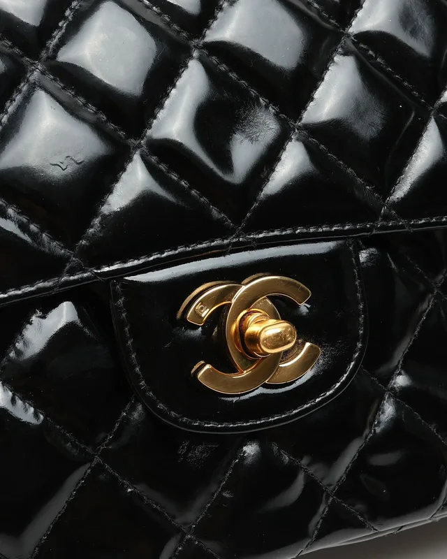 Chanel Classic Patent Medium Double Face Hobo Bag in Patent leather from A Retro Tale, photo 6 of 10