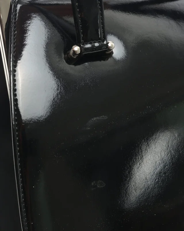 Patent YSL Clasp Top Handle Bag in Patent leather from A Retro Tale, photo 8 of 14