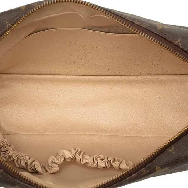 Brown Louis Vuitton Monogram Trousse Toilette 28 Clutch Bag in Brown Coated canvas from Designer Revival, photo 2 of 2
