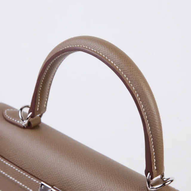 Hermès Kelly 25 Sellier Etoupe (18) in Taupe Epsom leather from Ginza Xiaoma, photo 3 of 4