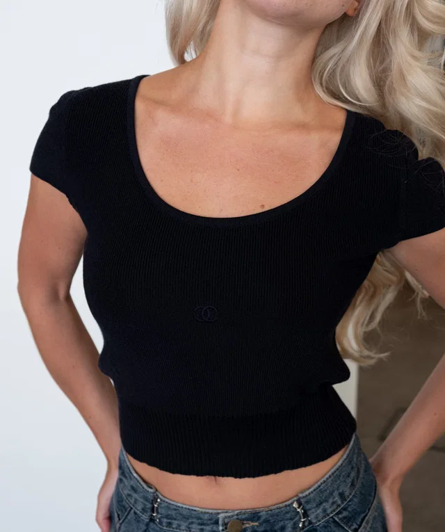Chanel Cropped Knit in Wool from Luxury Promise