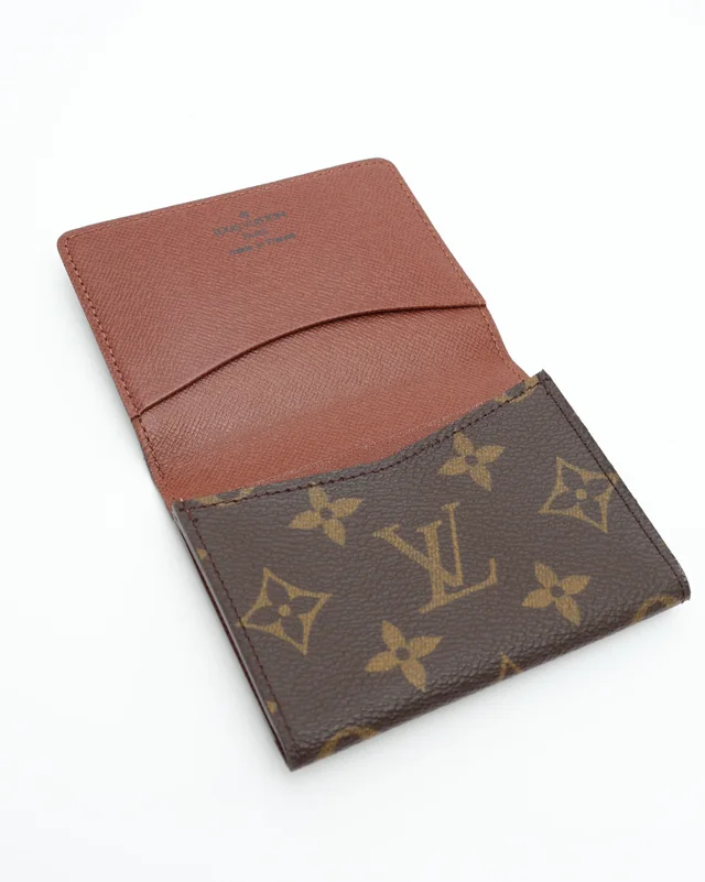Louis Vuitton Monogram Flap Card Holder in Coated canvas from A Retro Tale, photo 3 of 4
