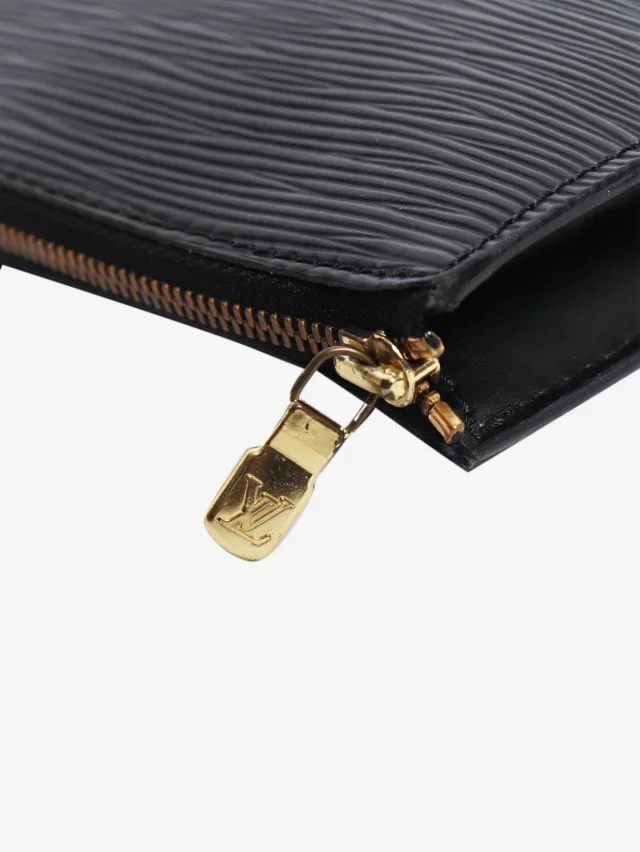 Louis Vuitton Black 1996 EPI leather key pouch in Black Leather from Sign of the Times, photo 5 of 8