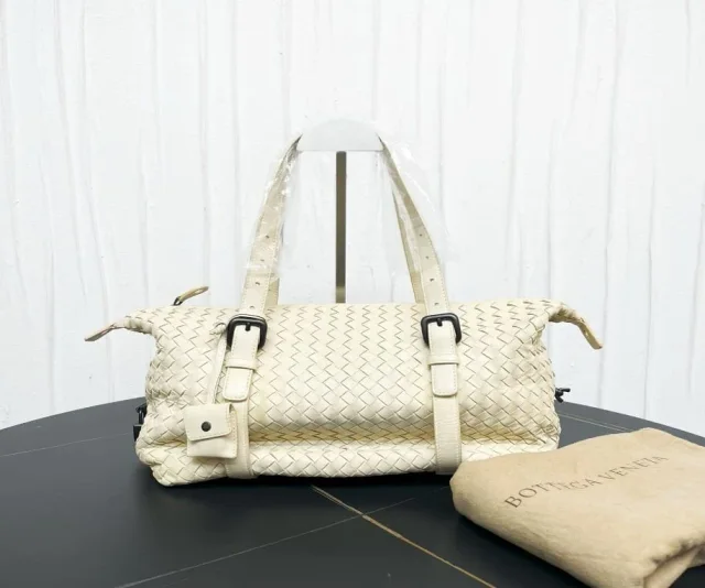 Bottega Veneta Woven Boston Shoulder Bag 30 in White Woven leather from Luxury Promise