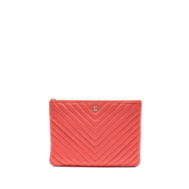 Chanel Chevron Clutch Lambskin Pink GHW in Pink Lambskin from EMIER