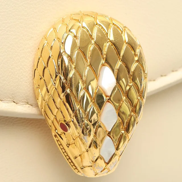 Bvlgari Serpenti Forever Maxi Chain Shoulder Bag in Leather from A Retro Tale, photo 6 of 10