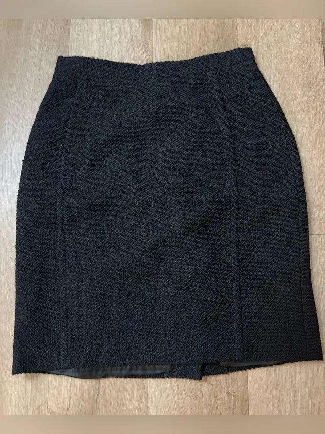Women’s Escada Textured Wool Knit Pencil Skirt - Size 36/6 in black Wool from Poshmark