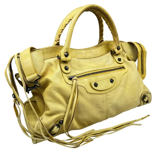 Balenciaga The City Editors Bag Leather Yellow Handbag Shoulder in yellow Leather from Poshmark, photo 1 of 1