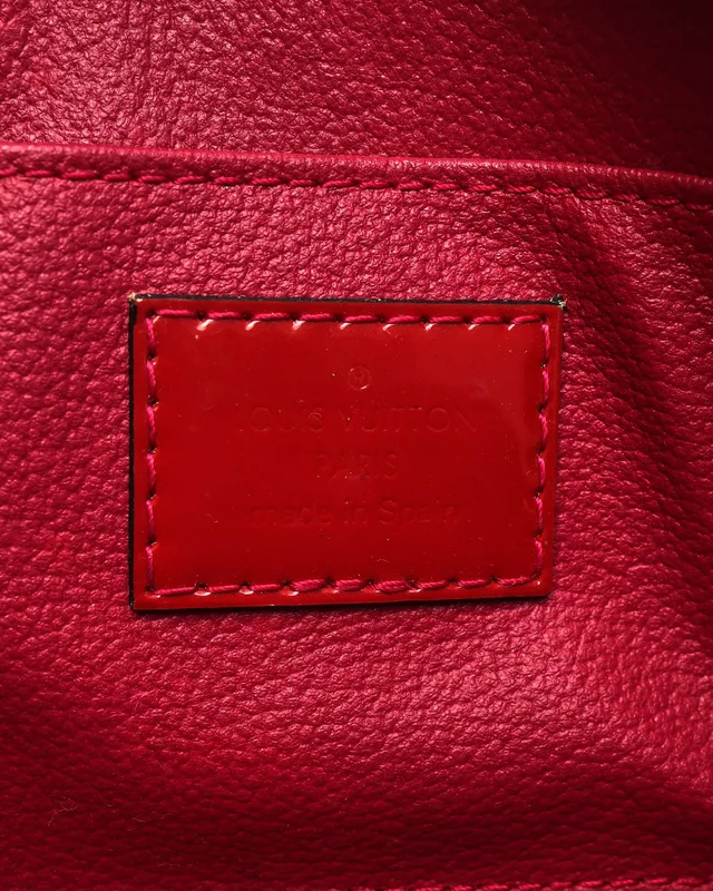Louis Vuitton Vernis Cosmetic Pouch in Leather from A Retro Tale, photo 7 of 8
