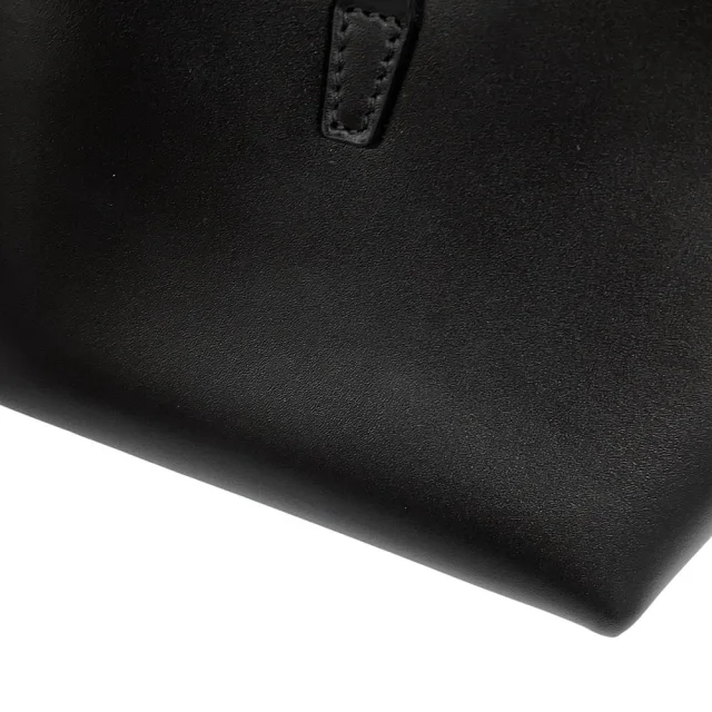 Saint Laurent LE 37 Bucket 2-Way Handbag Black7658702R20W1000 Calf Leather Size Mini in Calfskin from GALLERY RARE, photo 4 of 4