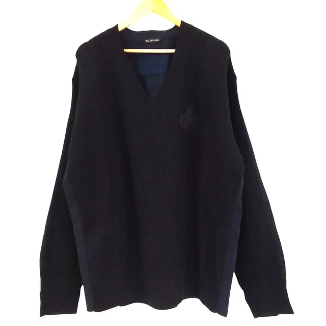 Balenciaga Hybrid V-Neck Knitwear from LuxUness