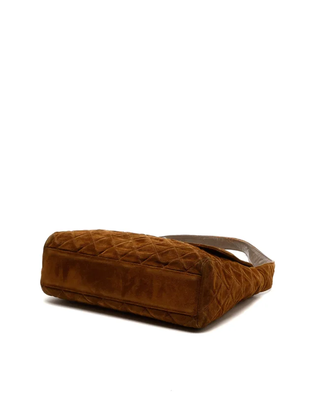 Chanel CC Suede Shoulder Bag in Suede from A Retro Tale, photo 5 of 9
