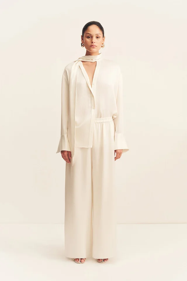 Shona Joy HUXLEY TEXTURED DRAWSTRING PANT - VANILLA from Shona Joy, photo 1 of 1