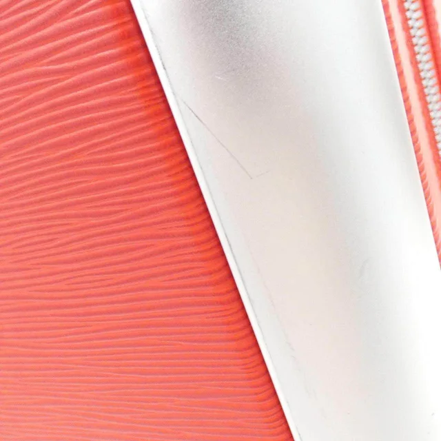 Louis Vuitton Horizon Epi Suitcase in Red Calfskin from LuxUness, photo 5 of 8