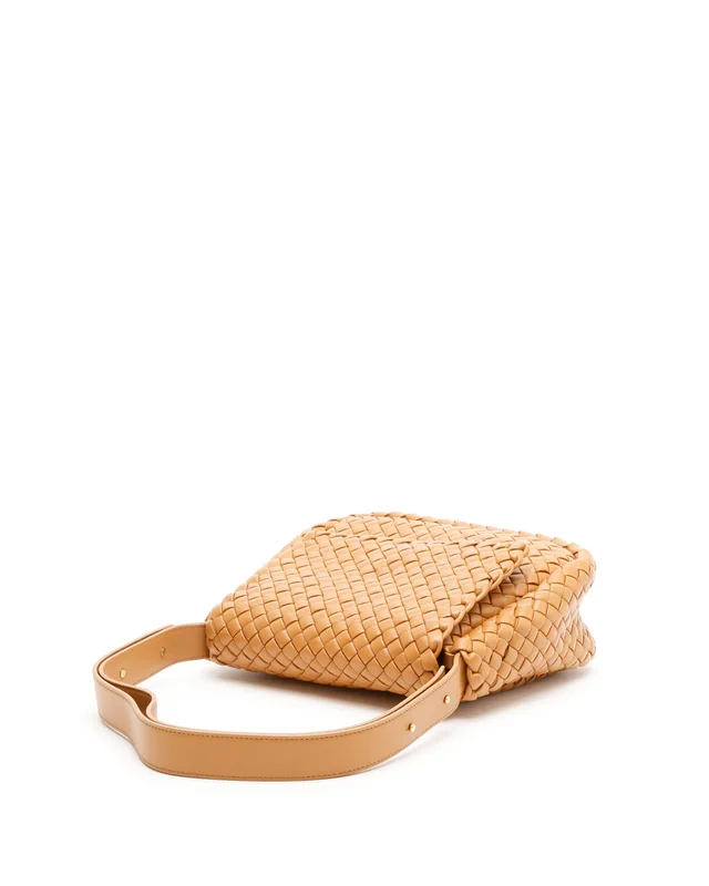 Bottega Veneta Intrecciato Cobble Bag in Woven leather from A Retro Tale, photo 5 of 7