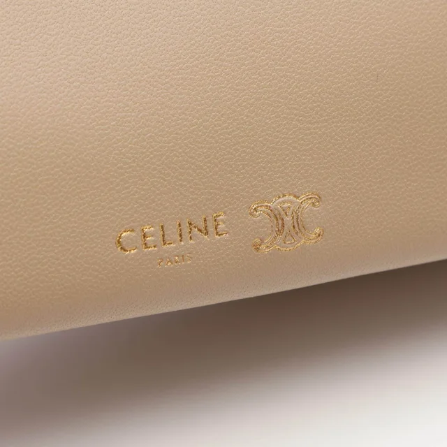 Celine Trio Flap Leather Shoulder Bag in Beige Leather from LuxUness, photo 4 of 7