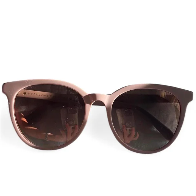 Stella McCartney Women's Party Sunglasses - Pink/Brown in brown|red|pink from Depop, photo 2 of 4