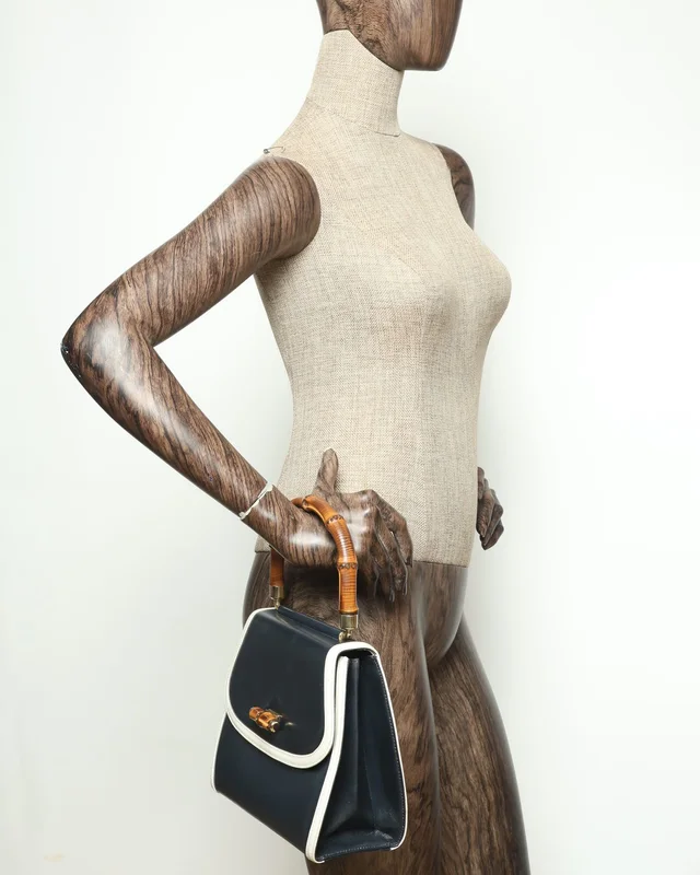 Gucci Bamboo 1947 Medium Top Handle Bag in Leather from A Retro Tale, photo 6 of 9