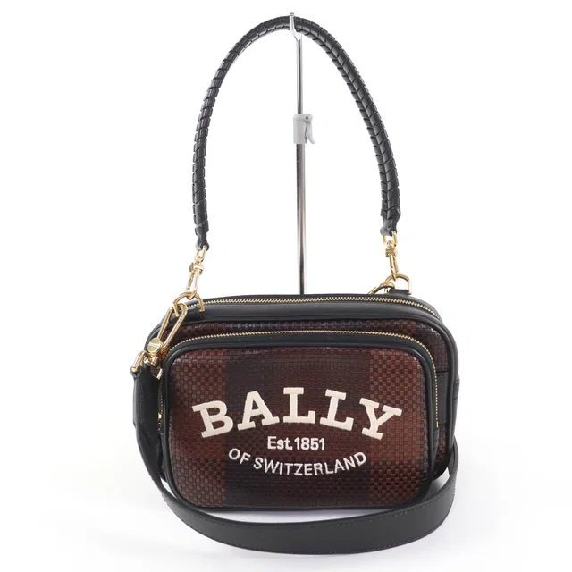 Bally Leather Shoulder Bag in Leather from LuxUness