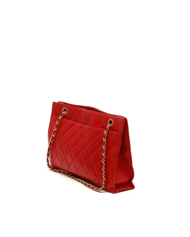 Chanel CC Chain Shoulder Bag in Leather from A Retro Tale, photo 2 of 12