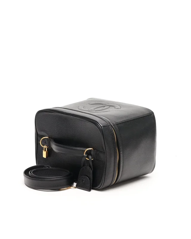 Chanel CC Caviar Vanity Bag in Caviar leather from A Retro Tale, photo 5 of 12