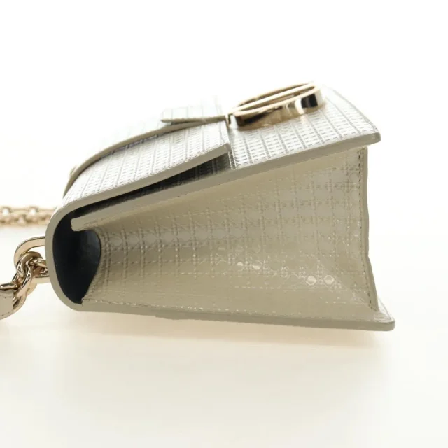 Dior 30 Montaigne Chain Flap Micro Cannage Metallic Calfskin in Calfskin from Her-Age, photo 27 of 48