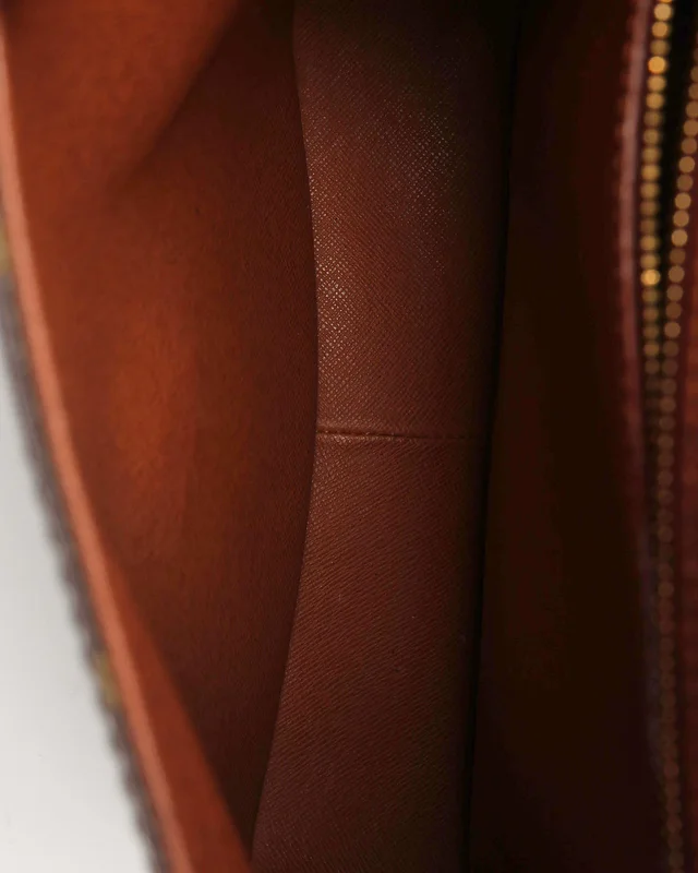 Louis Vuitton Monogram Saint Cloud GM Bag from A Retro Tale, photo 6 of 11