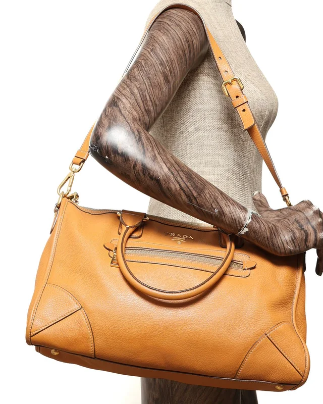 Prada Vitello Daino Zip Tote Bag in Leather from A Retro Tale, photo 9 of 9