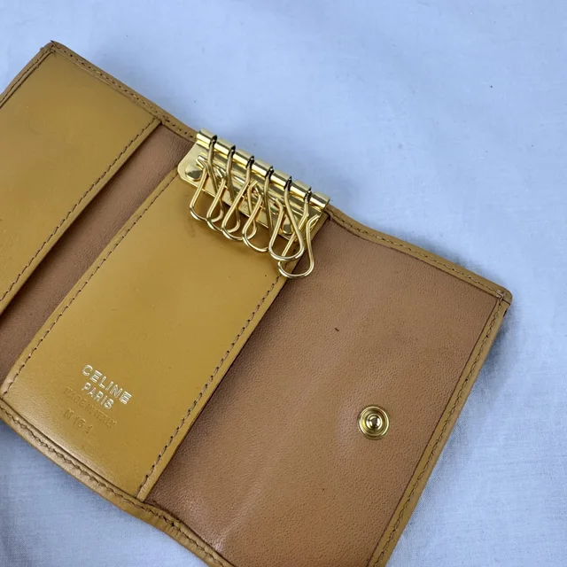 Celine Vintage Macadam 6 Key Holder Pouch in coated canvas, Metal from Reowned, photo 5 of 5