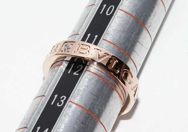 Bvlgari B.zero1 Au750 Diamond Ring Size 52 from LuxUness, photo 2 of 6