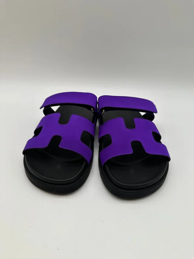 Hermès Chypre sandal Satin Violet 40 in Purple Satin from Luxury Promise
