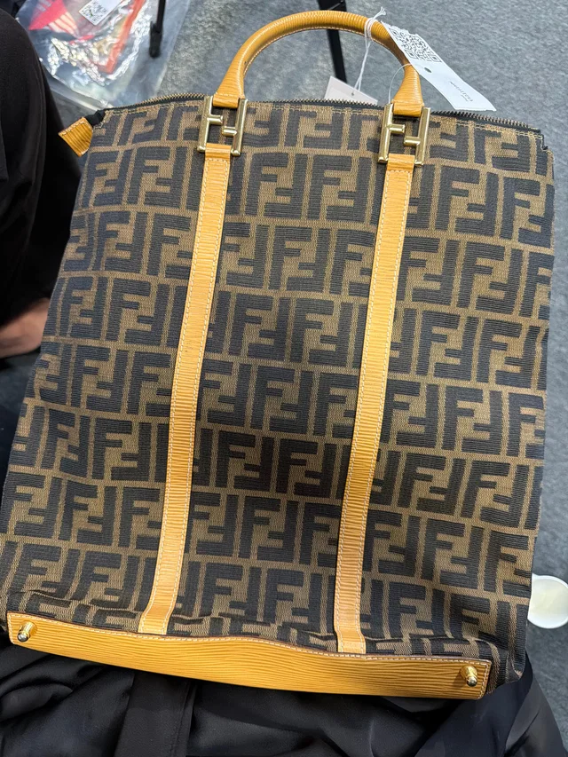 Fendi shopper bag - t5211f1h0w from Luxury Promise
