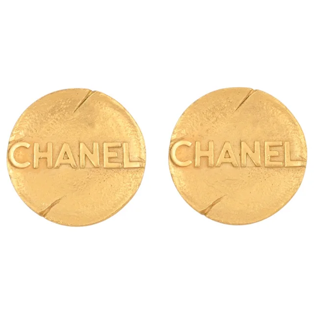 Chanel 1993 Round Logo Earrings Gold from VINTAGE QOO TOKYO