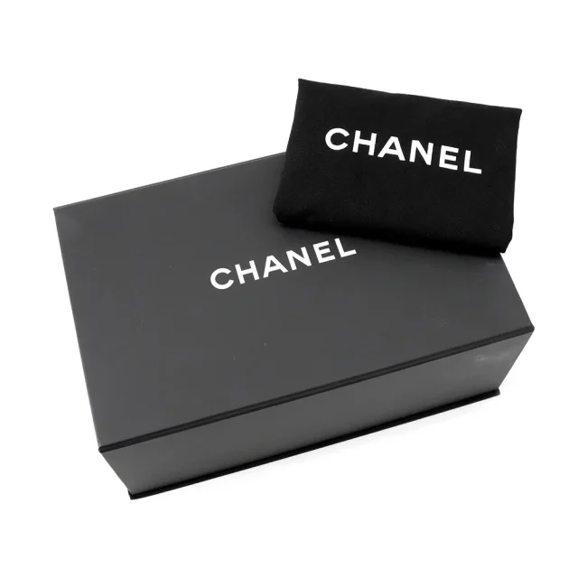 Chanel Matelasse BlackA69900 Lambskin Size Mini in Lambskin from GALLERY RARE, photo 20 of 20