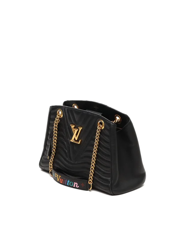 Louis Vuitton New Wave Chain Tote Bag in Calfskin from A Retro Tale, photo 2 of 9