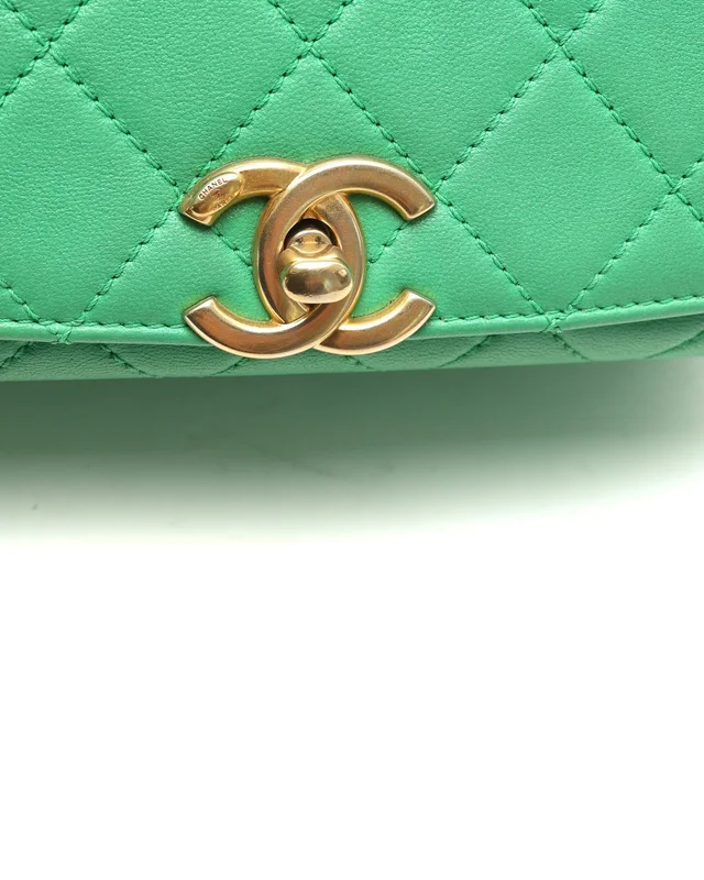 Chanel Small La Parisienne Flap Bag from A Retro Tale, photo 6 of 13