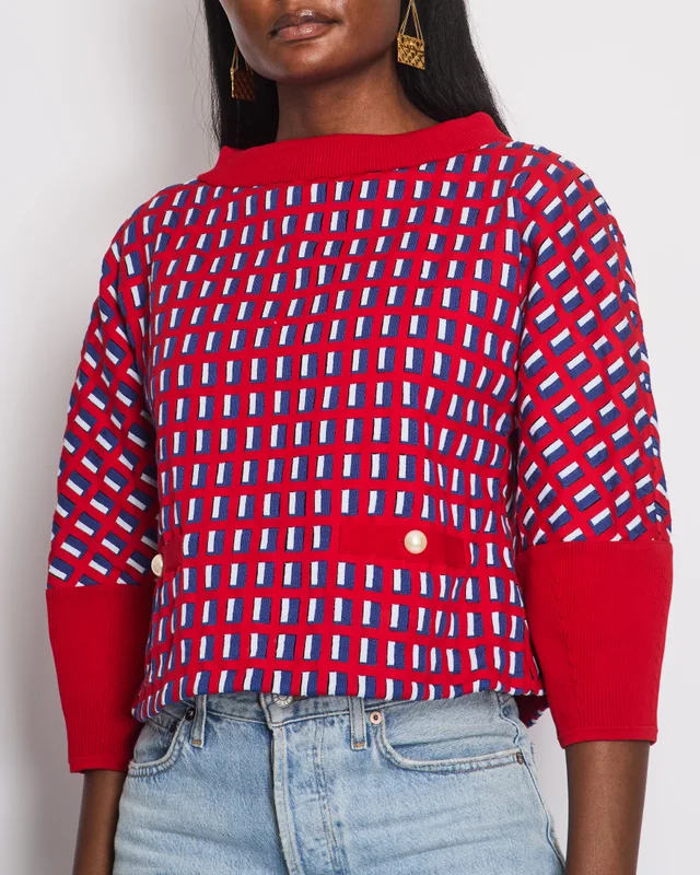 Chanel SS13 Red Knit Jumper with Pearl Pockets & Blue and White Window Detail Size FR 36 (UK 8) in White Silk from Sellier, photo 2 of 2
