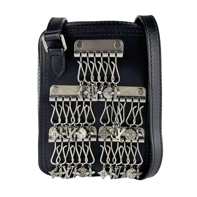 Louis Vuitton Shoulder Bag Danube Messenger in Leather from The Reluxe