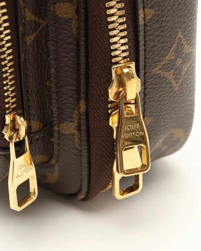 Louis Vuitton Monogram Croisé Utility Crossbody Bag from A Retro Tale, photo 6 of 8
