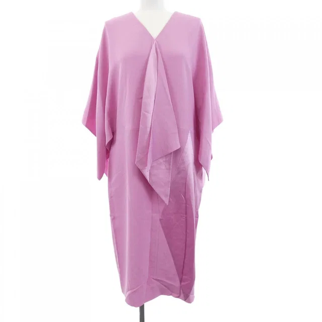 Burberry Silk Dress in Silk from LuxUness