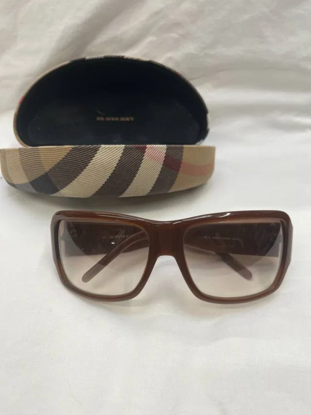 Burberry Sunglasses #8480/s in Brown Acrylic from Oxfam Online Shop