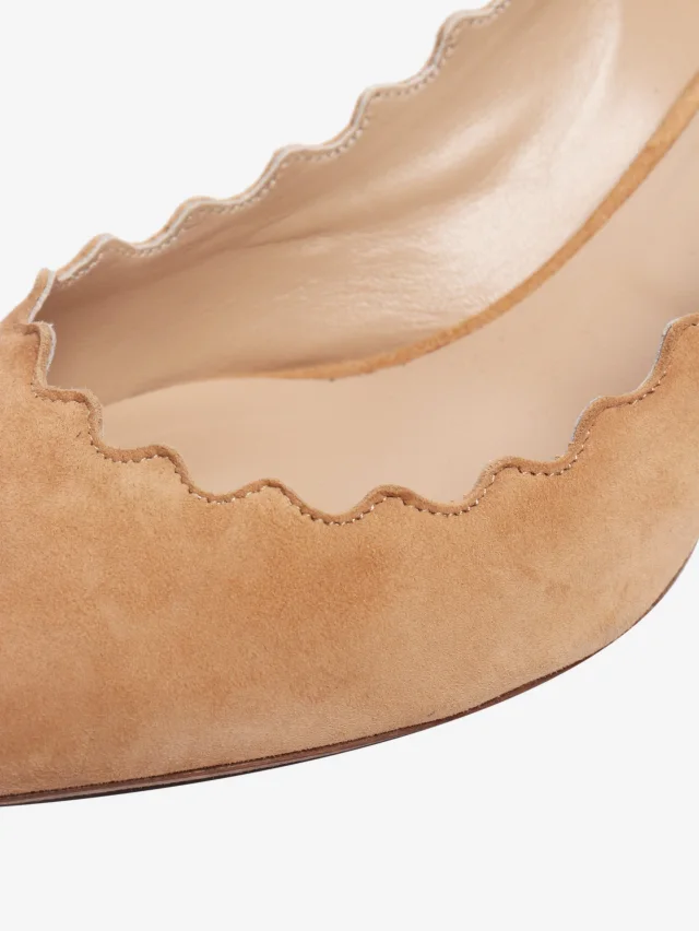 Chloé Beige Lauren suede scalloped-edge pumps - size EU 40.5 in Beige Suede from Sign of the Times, photo 4 of 6