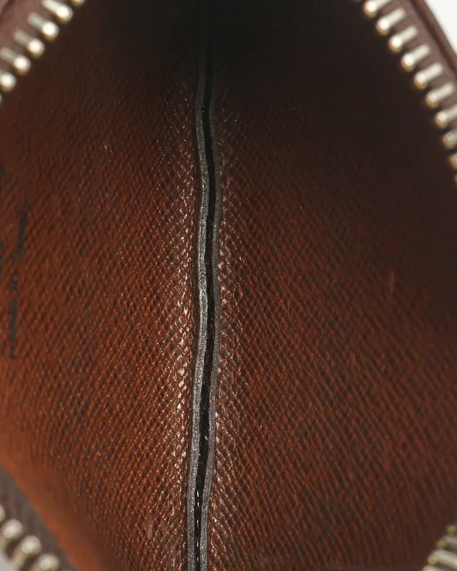 Louis Vuitton Monogram Coin Purse in Coated canvas from A Retro Tale, photo 4 of 12