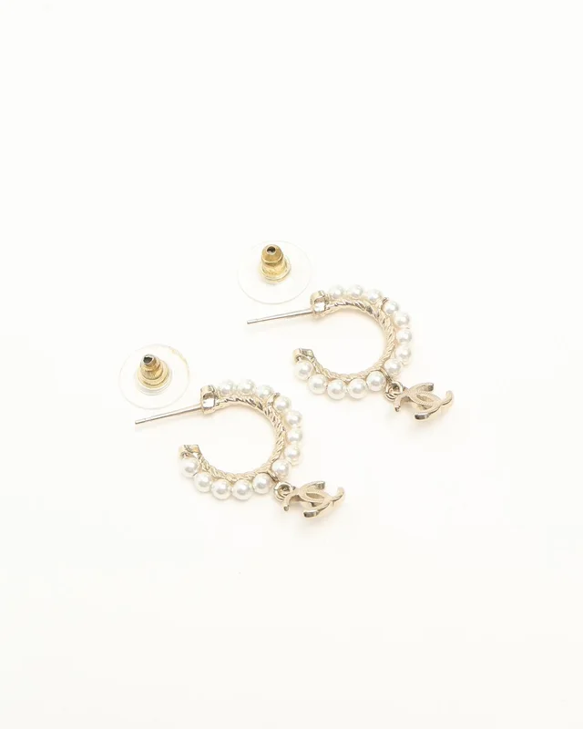 Chanel CC Pearl Hoop Earrings from A Retro Tale, photo 3 of 4
