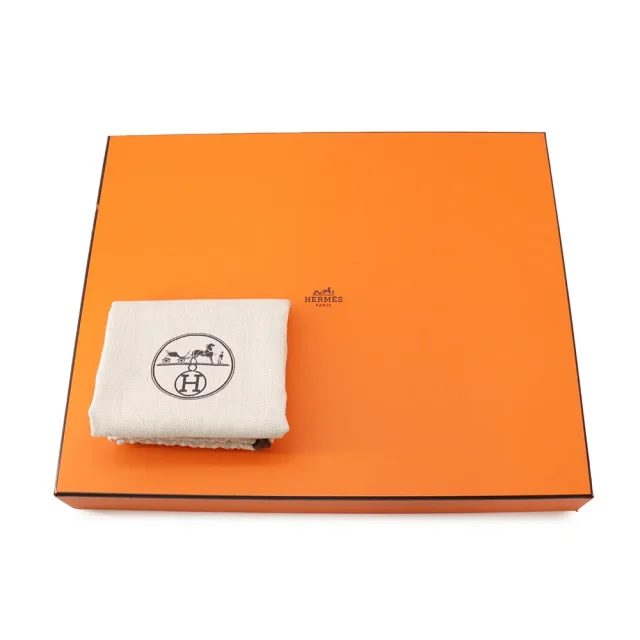 Hermès Messenger Attrage Black Evergrain Canvas in Black Canvas from GALLERY RARE, photo 16 of 16