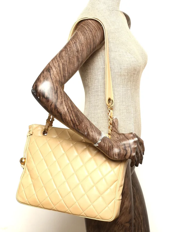 Chanel Chain Tote Bag in Leather from A Retro Tale, photo 10 of 10
