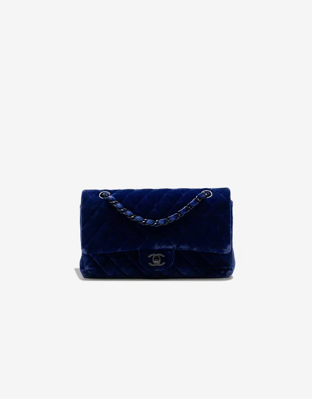 Chanel Timeless Medium Velvet Blue in Blue Velvet from SACLÀB